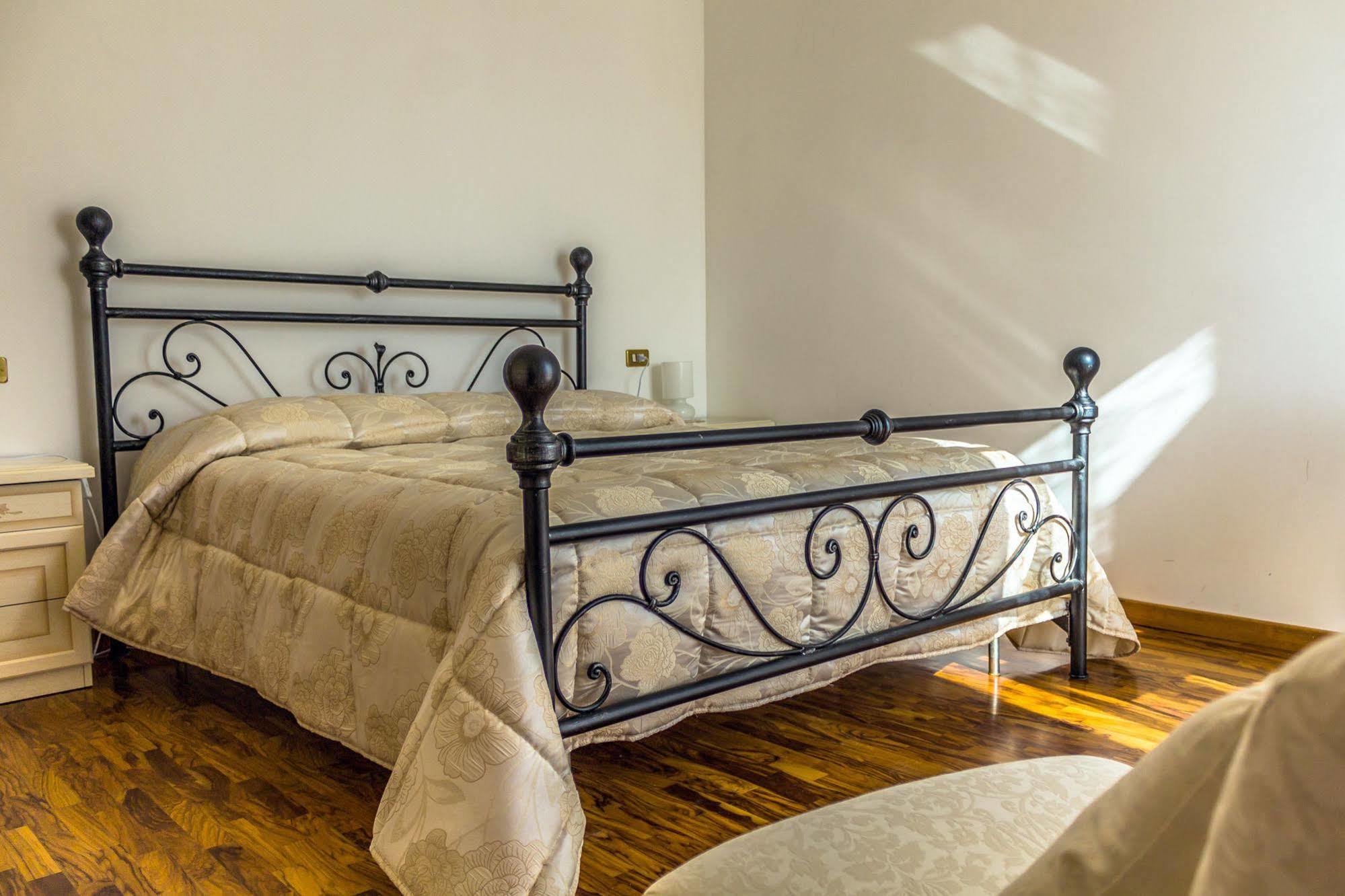 Le Monachette Bed & Breakfast Ascoli Piceno Luaran gambar